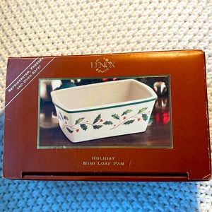 Lenox Holiday Mini Loaf Pan